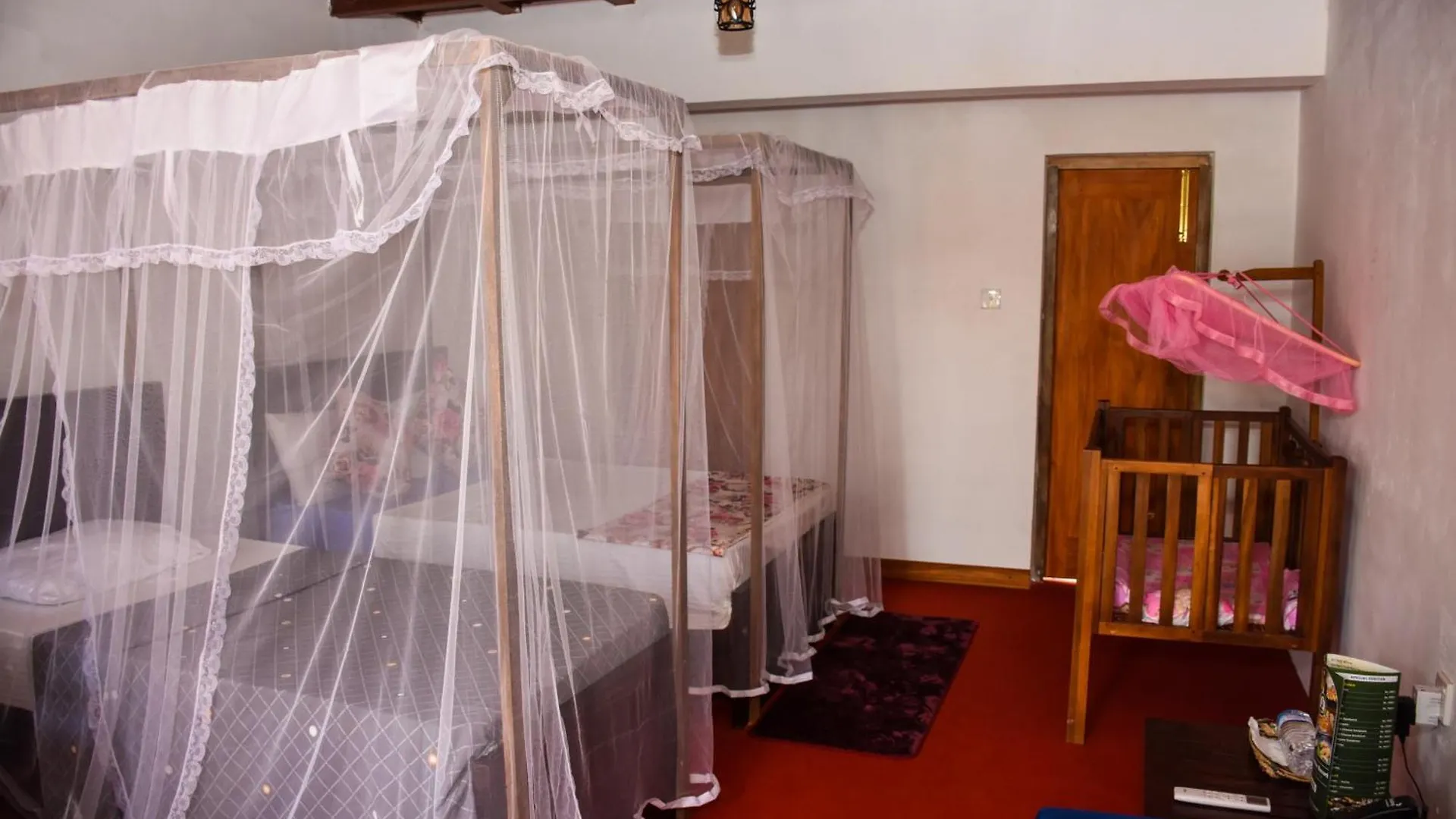 Hotel Steps Garden Resort Negombo