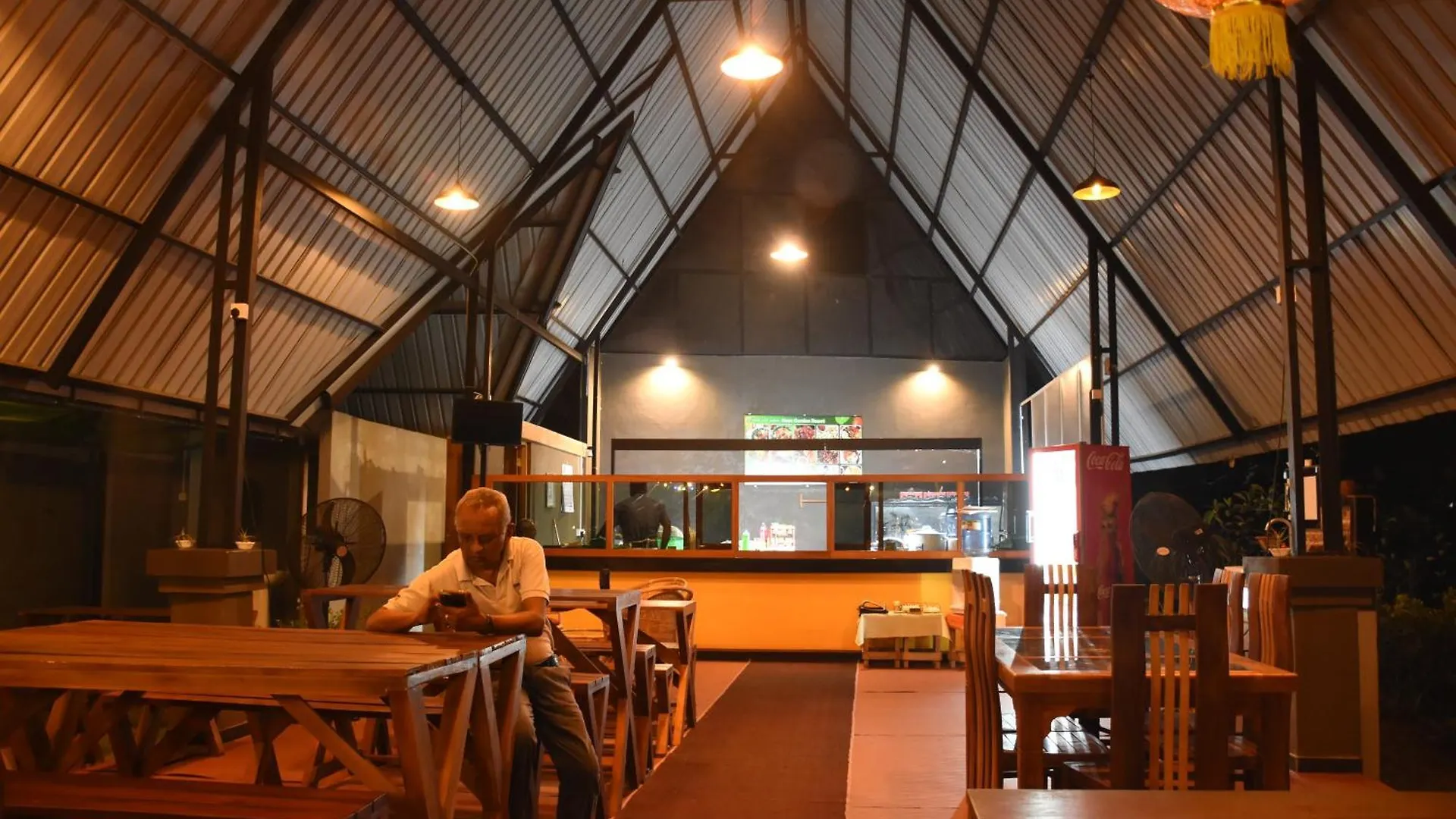 Steps Garden Resort Negombo