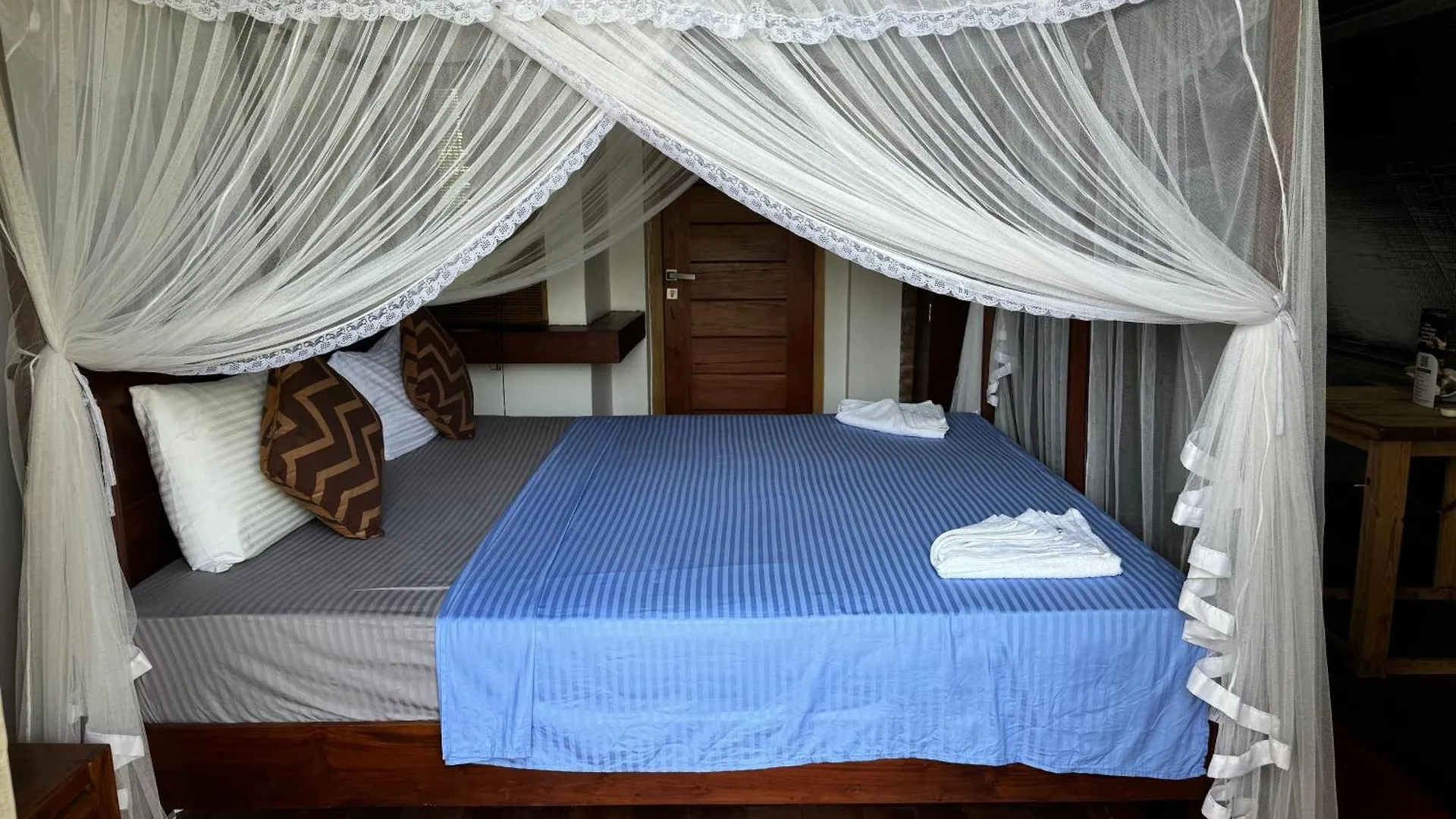 Steps Garden Resort Negombo Hotel