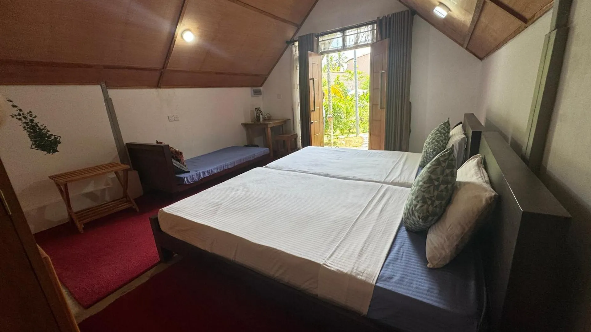 Hotel Steps Garden Resort Negombo